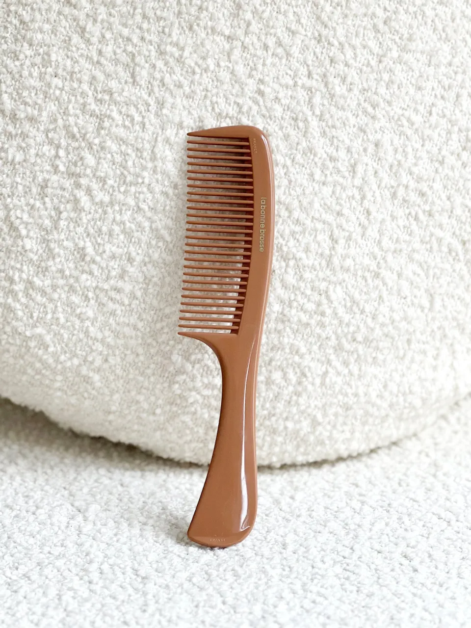 La Bonne Brosse Le Peigne à Manche Démêlant en Acétate Terracotta