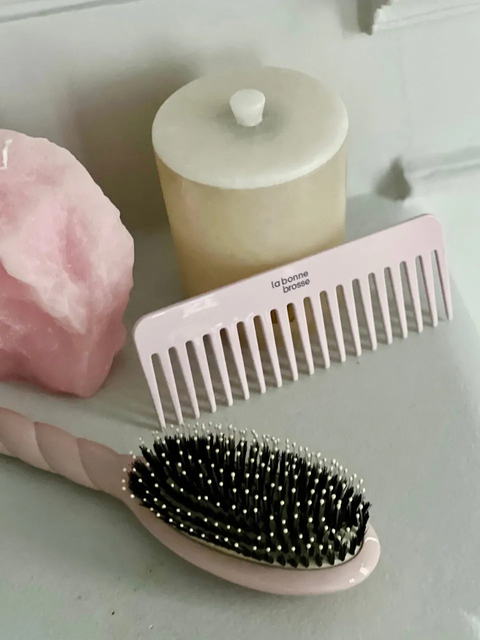 La Bonne Brosse Le Peigne Large Démêlant en Acétate Rose lilas