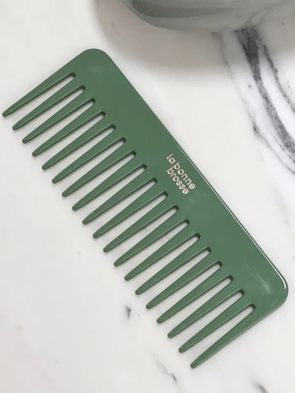 La Bonne Brosse Le Peigne Large Démêlant en Acétate Vert Amande