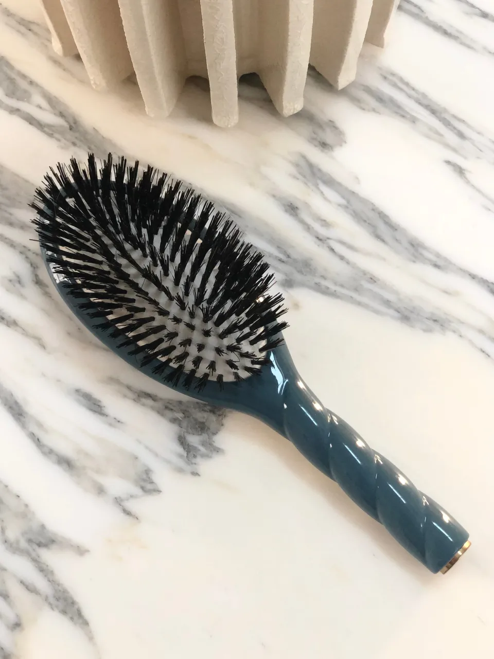 La Bonne Brosse N.01 La Brosse Brillance & Soin L'UNIVERSELLE Bleu Encre