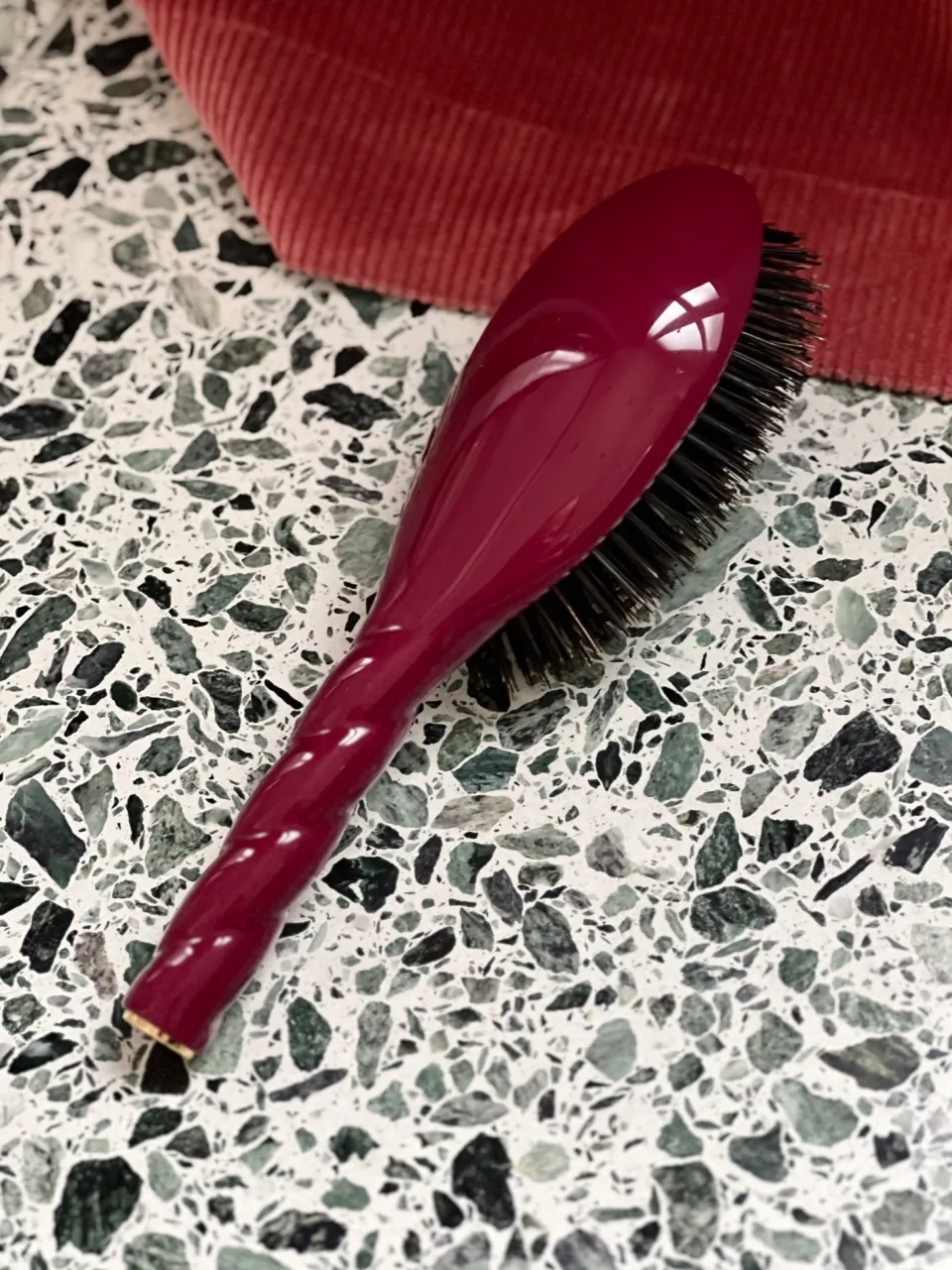 La Bonne Brosse N.01 La Brosse Brillance & Soin L'UNIVERSELLE Rouge Cerise