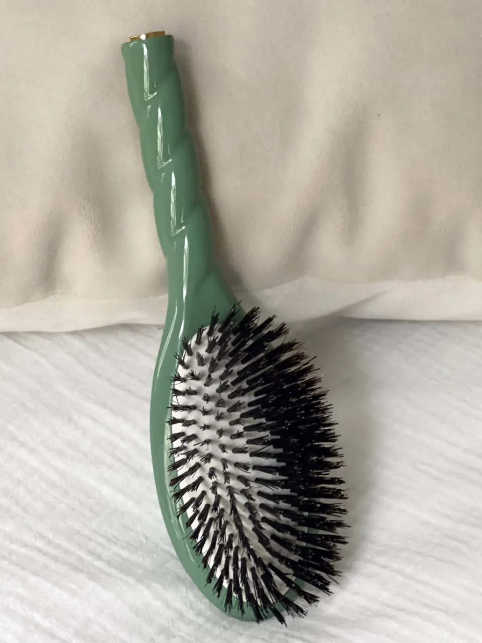 La Bonne Brosse N.01 La Brosse Brillance & Soin L'UNIVERSELLE Vert Amande