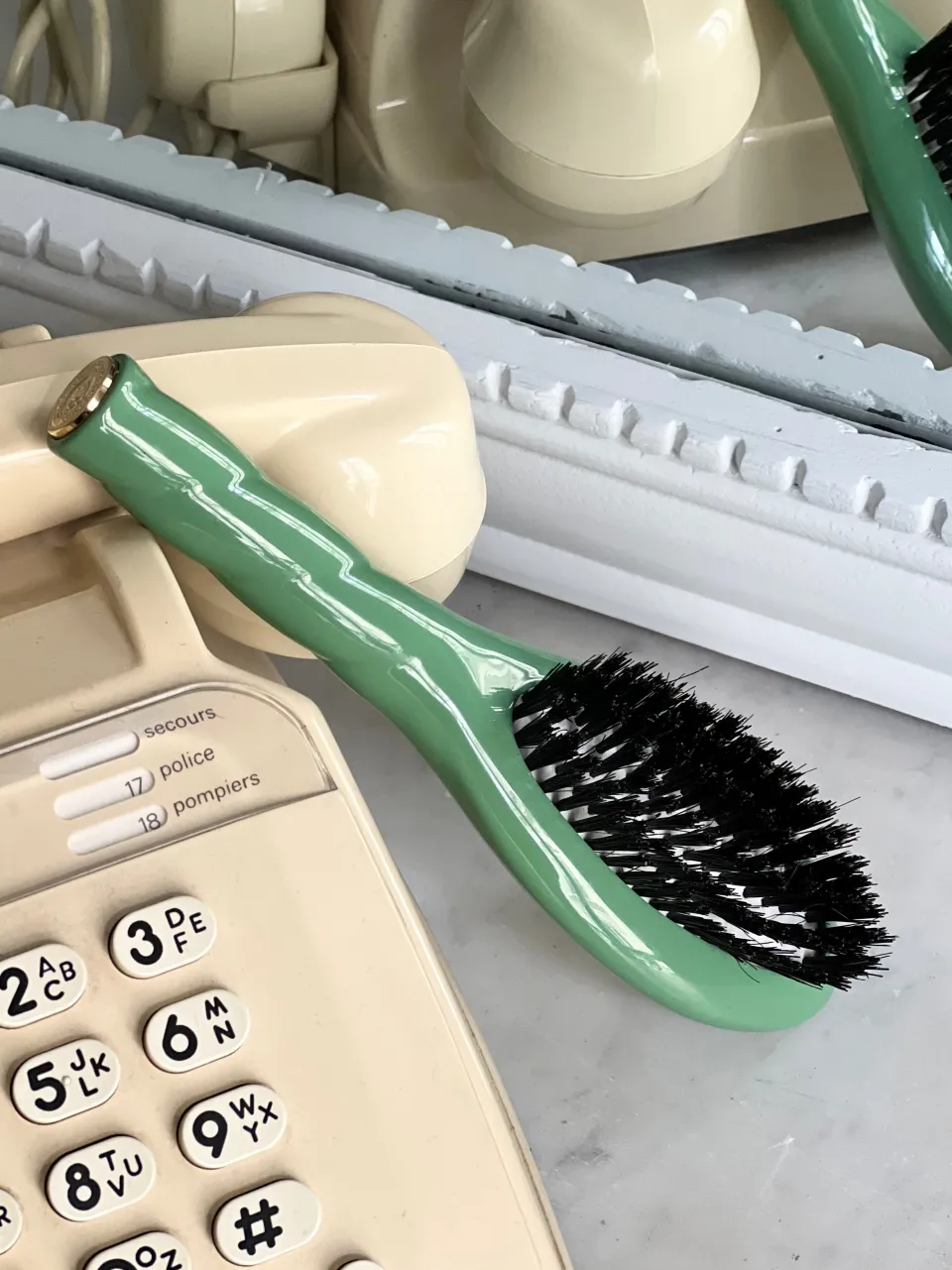 La Bonne Brosse N.01 La Petite Brosse Brillance & Soin L’UNIVERSELLE Vert Amande