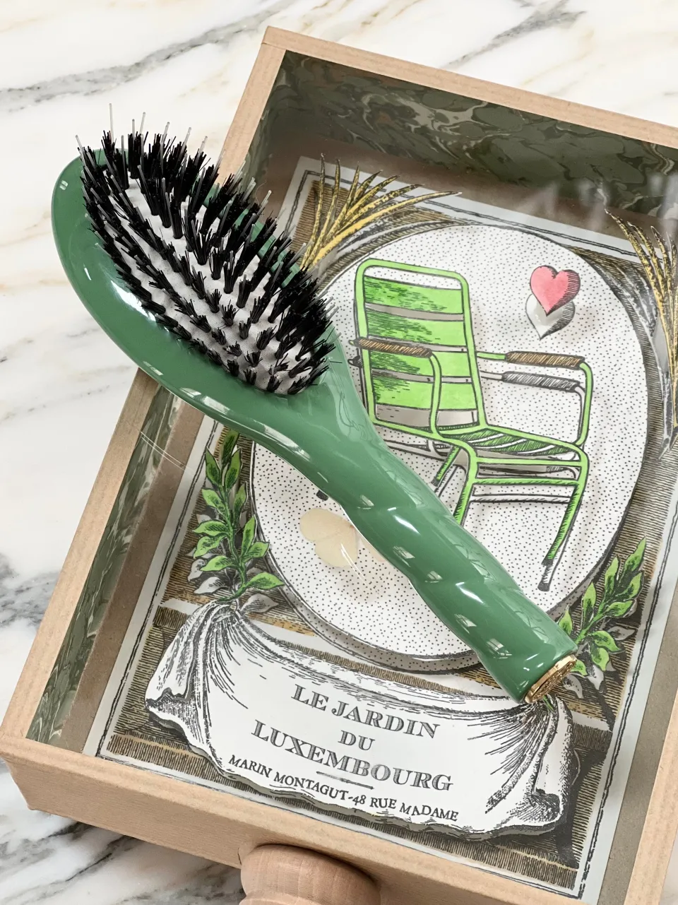 La Bonne Brosse N.02 La Petite Brosse Démêlante & Soin L’INDISPENSABLE Vert Amande