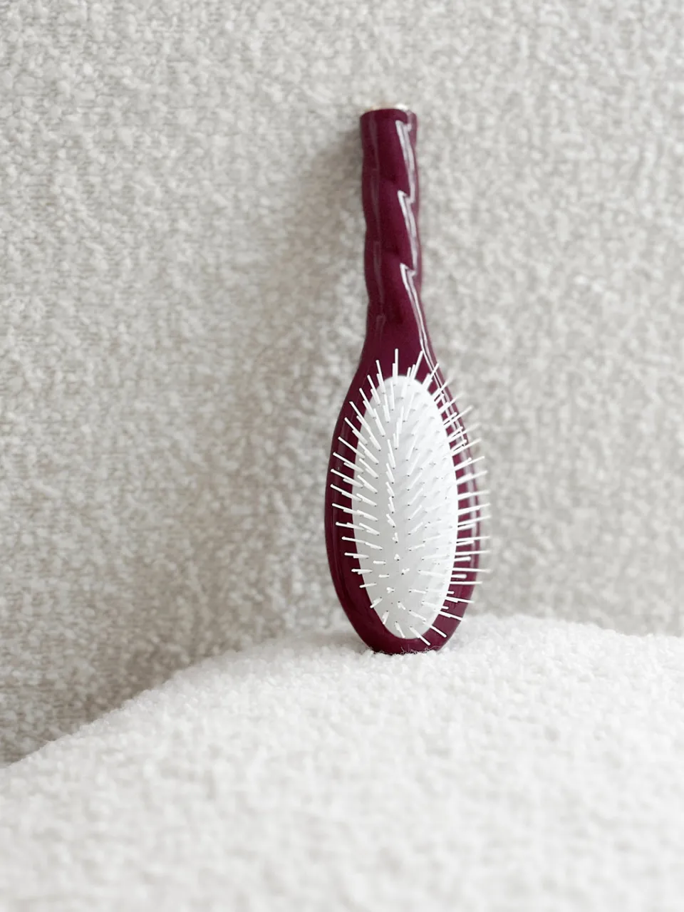 La Bonne Brosse N.07 La Petite Brosse Démêlante & Stimulante L'INTENSE Rouge Cerise